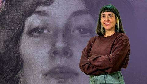 Dibujo académico con modelo del natural